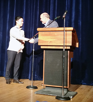 Vy Ngo receiving grand prize